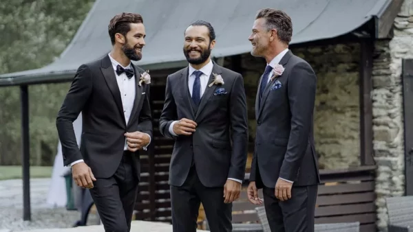 A GUIDE TO WEDDING TUXEDO SHIRTS AND STYLES